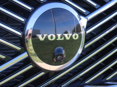 New 2026 Volvo XC90 B6 Plus w/ Protection Package Premier AWD/4WD image 62