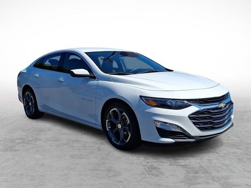 Used 2024 Chevrolet Malibu LT FWD image 7