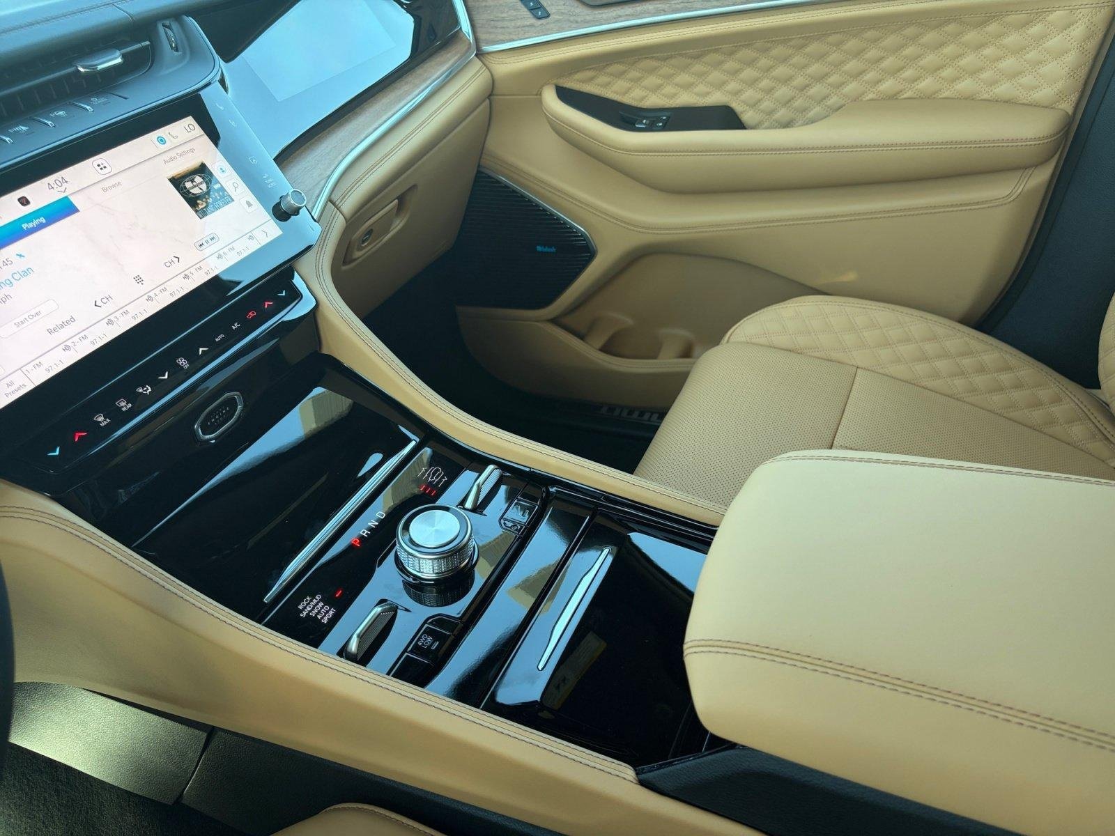 New 2026 Jeep Grand Cherokee Summit AWD/4WD image 35