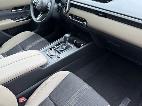 Certified 2025 MAZDA CX-50 AWD 2.5 S w/ Premium Package image 15
