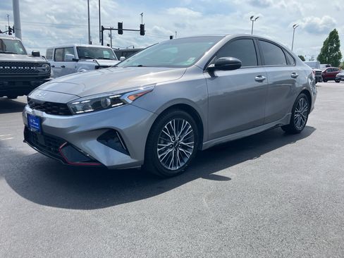 Used 2024 Kia Forte GT-Line FWD image 2