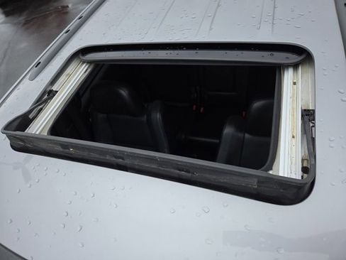 Used 2019 Jeep Grand Cherokee Altitude image 3