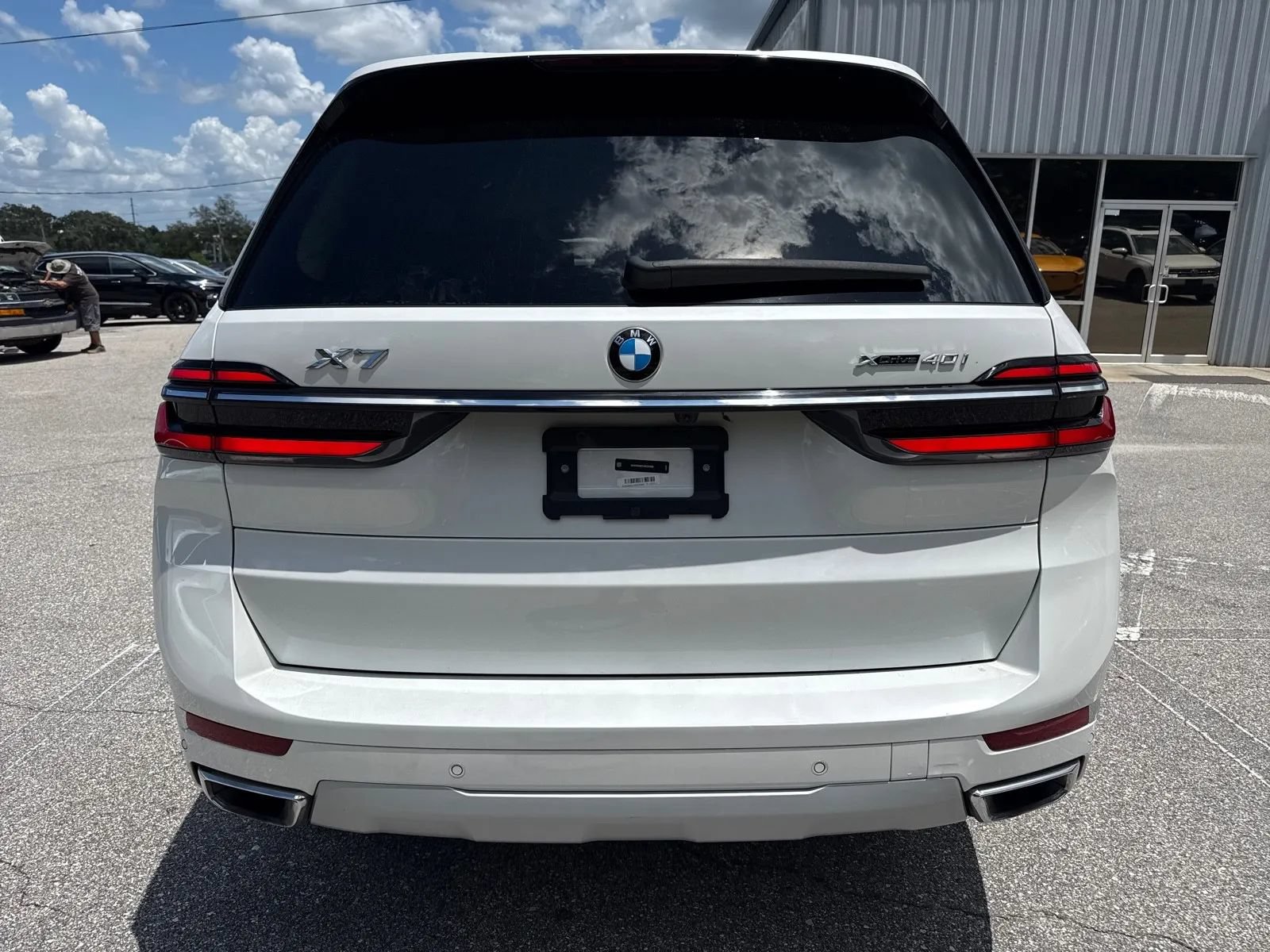 Used 2025 BMW X7 xDrive40i AWD/4WD image 9