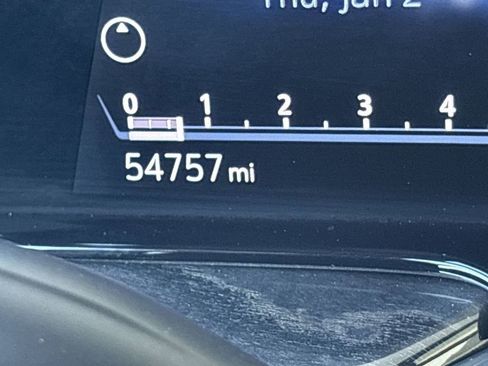 Certified 2022 Cadillac Escalade Premium Luxury image 12