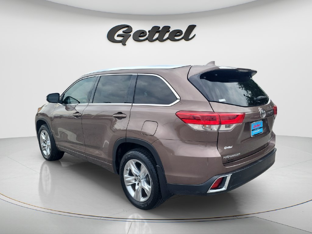 Used 2019 Toyota Highlander Limited AWD/4WD image 7
