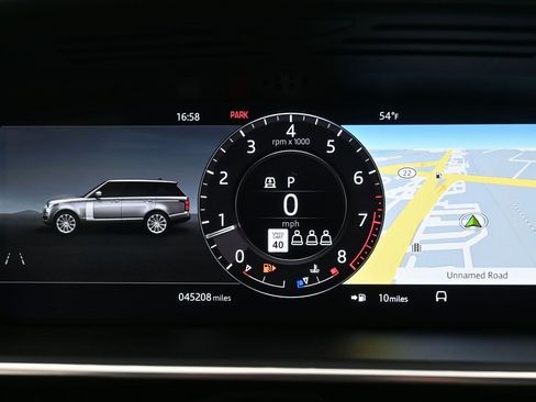 Used 2020 Land Rover Range Rover HSE image 12