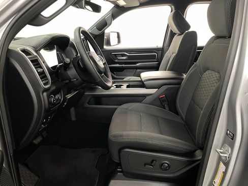 Used 2025 RAM 1500 Big Horn AWD/4WD image 7