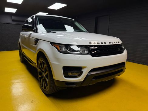 Used 2014 Land Rover Range Rover Sport Supercharged AWD/4WD image 3