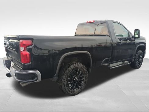 Used 2025 Chevrolet Silverado 3500 LT AWD/4WD image 6