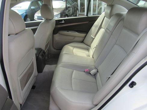 Used 2011 INFINITI G37 x Sedan w/ Premium Pkg AWD/4WD image 23