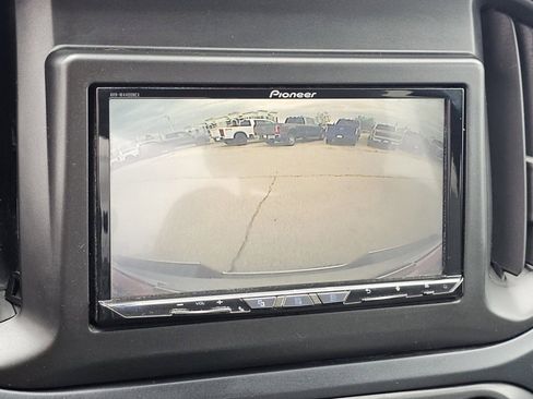 Used 2017 Chevrolet Colorado W/T RWD image 8