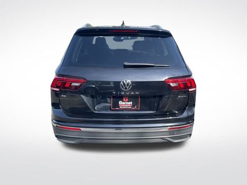 Certified 2022 Volkswagen Tiguan SE AWD/4WD image 4