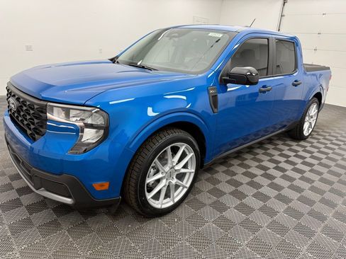 New 2025 Ford Maverick XLT w/ XLT Luxury Package image 11