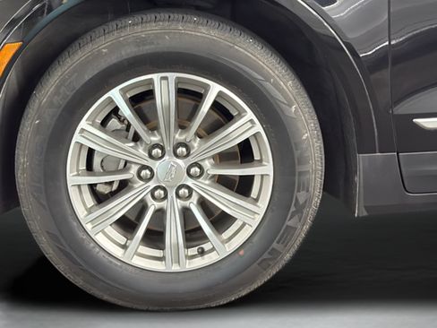 Used 2017 Cadillac XT5 Luxury FWD image 30