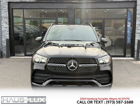 Used 2020 Mercedes-Benz GLE 350 4MATIC w/ AMG Line Exterior image 4