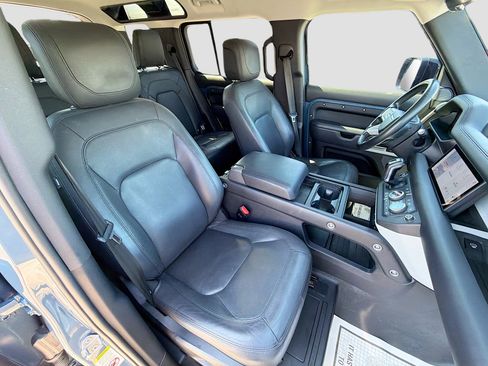 Used 2023 Land Rover Defender 110 S AWD/4WD image 13
