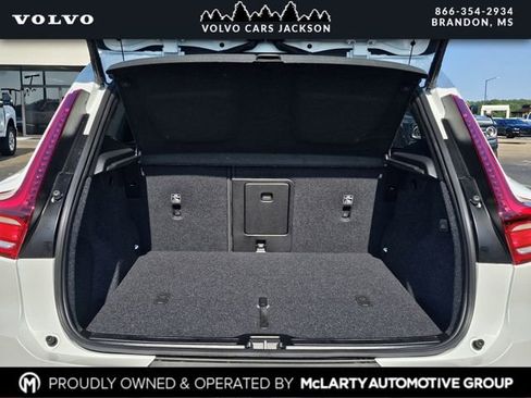 New 2026 Volvo XC40 B5 Ultra w/ Protection Package Premier image 25