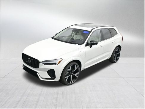 New 2026 Volvo XC60 T8 Ultra AWD/4WD image 13