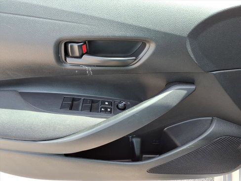 Used 2023 Toyota Corolla LE FWD image 20