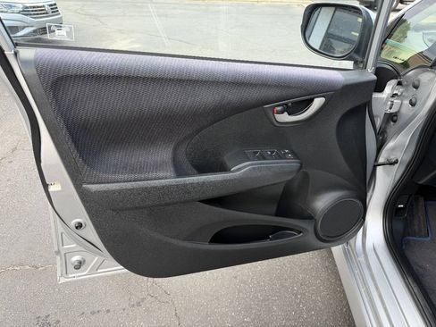 Used 2013 Honda Fit Sport image 10