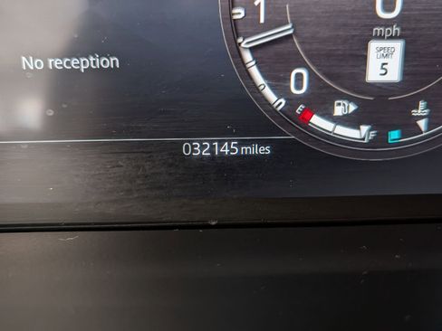 Certified 2025 Land Rover Defender 110 S image 21