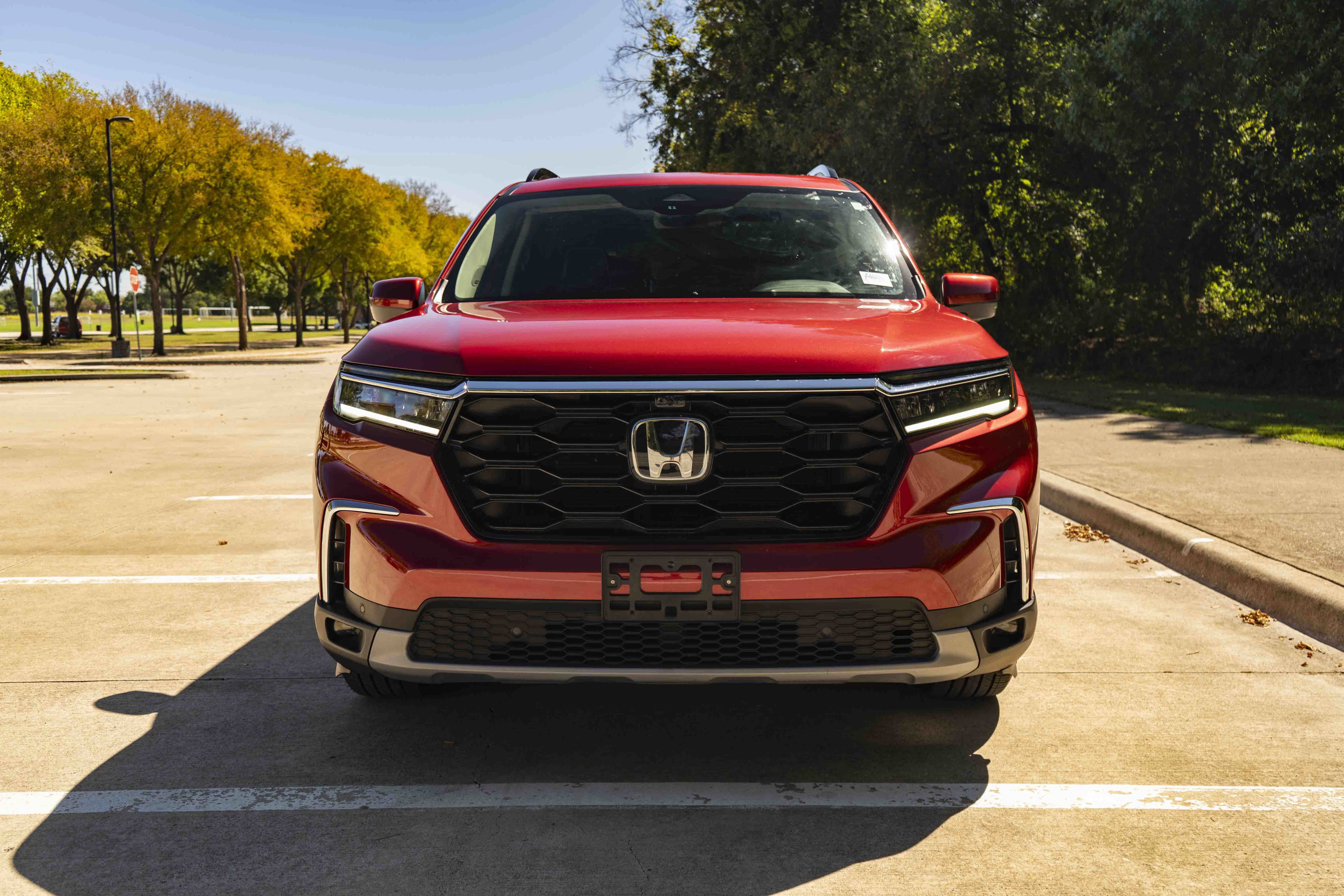 Certified 2025 Honda Pilot Elite image 3