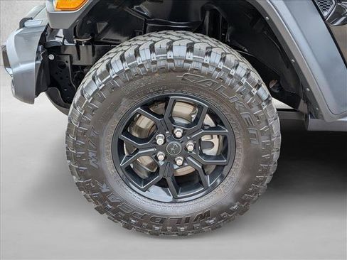 Used 2024 Jeep Wrangler Unlimited Sport AWD/4WD image 9