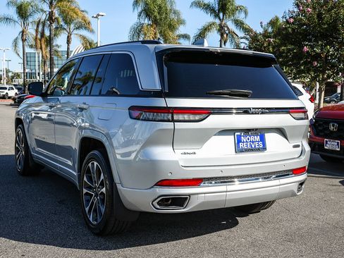 Used 2022 Jeep Grand Cherokee Overland image 8