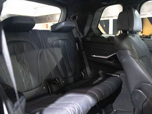 Used 2024 BMW X7 M60i w/ Executive Package AWD/4WD image 16