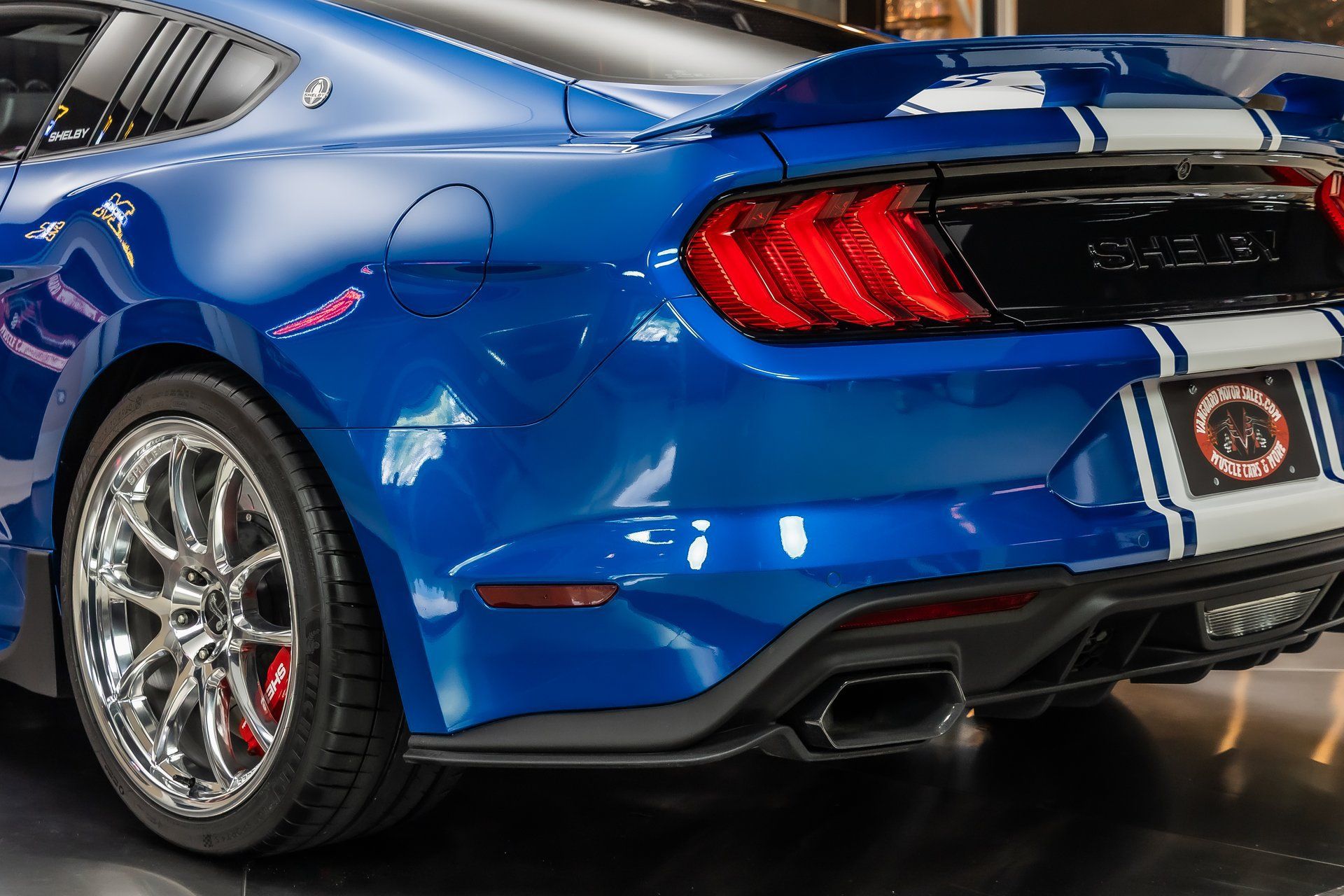 Used 2021 Ford Mustang GT Premium w/ Equipment Group 401A RWD image 34
