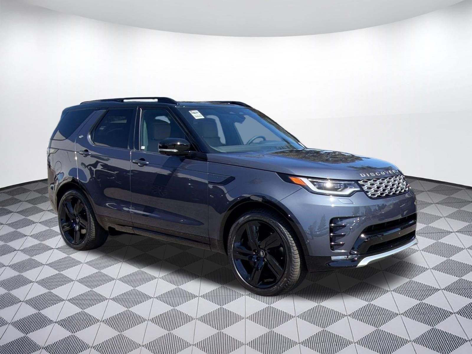New 2026 Land Rover Discovery Limited Edition AWD/4WD image 7