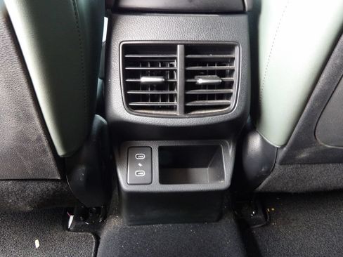 Used 2024 Kia Seltos SX w/ SX Sunroof Package AWD/4WD image 24