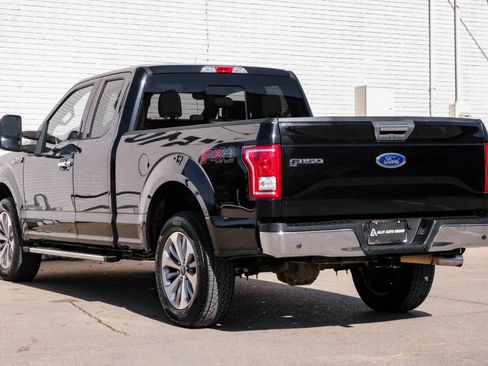 Used 2017 Ford F150 XLT w/ Equipment Group 302A Luxury image 9