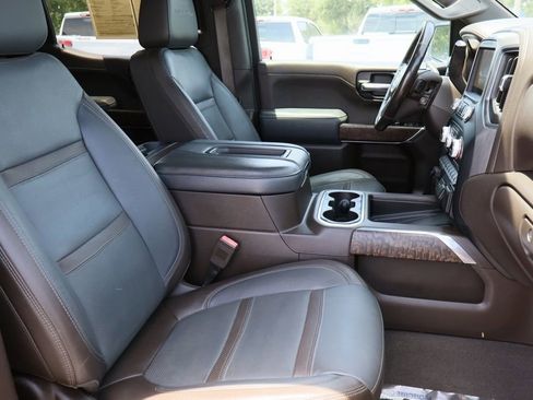 Used 2019 GMC Sierra 1500 Denali w/ Denali Ultimate Package AWD/4WD image 31