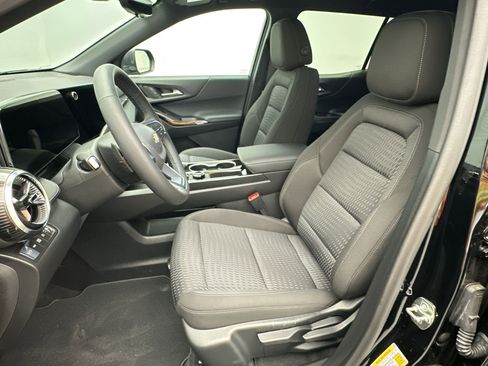 New 2026 Chevrolet Equinox LT AWD/4WD image 5