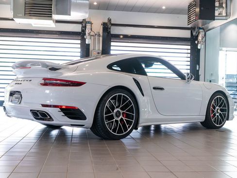 Certified 2018 Porsche 911 Turbo AWD/4WD image 10