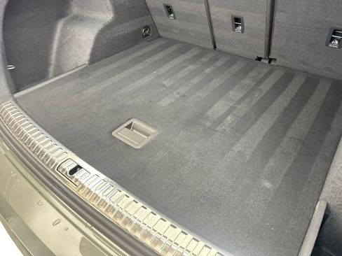 Used 2024 Audi Q3 2.0T Premium Plus w/ Premium Plus Package image 82