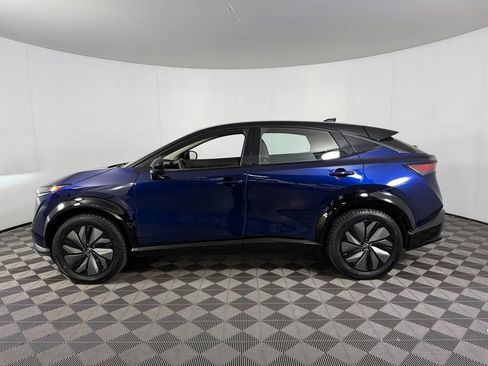 Used 2024 Nissan Ariya AWD image 12