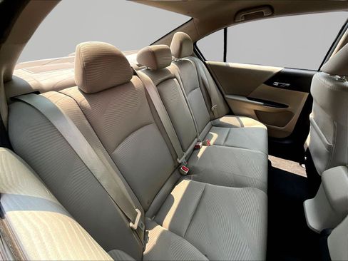 Used 2017 Honda Accord LX image 24