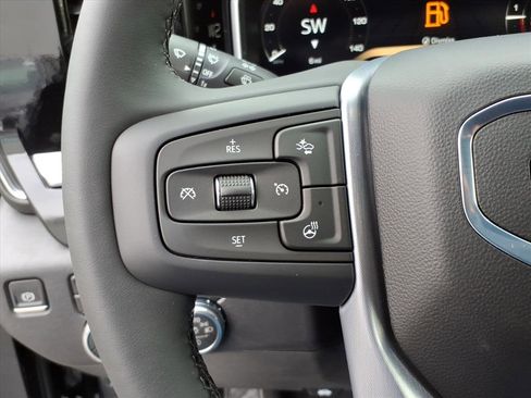 New 2026 GMC Sierra 1500 Elevation image 16