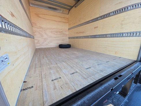 Used 2023 Mercedes-Benz Sprinter 4500 image 29