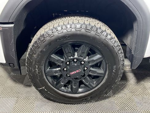 New 2026 GMC Sierra 3500 AT4 w/ AT4 Premium Plus Package image 22