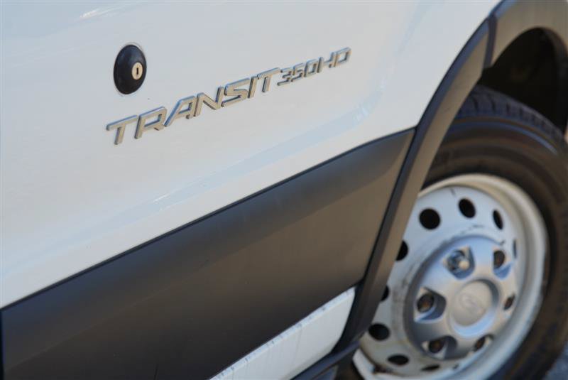 Used 2018 Ford Transit 350 156 DRW RWD image 16