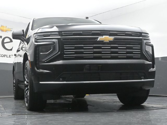 New 2026 Chevrolet Tahoe High Country AWD/4WD image 3