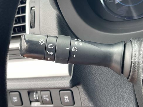 Used 2018 Subaru Forester 2.5i Premium AWD/4WD image 37