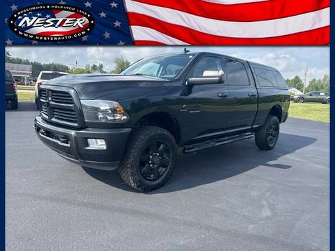 Used 2018 RAM 2500 SLT w/ Black Appearance Group AWD/4WD image 1