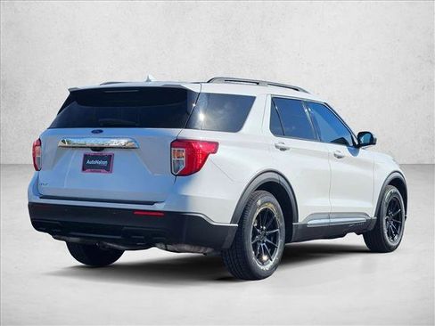Used 2022 Ford Explorer XLT RWD image 5