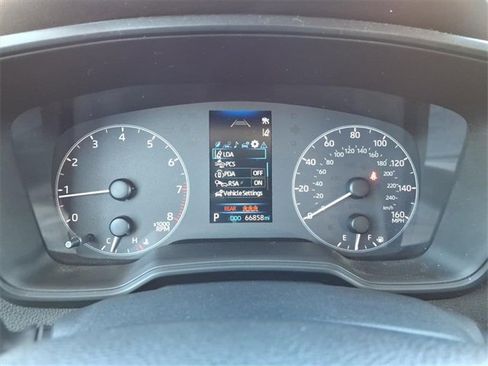 Used 2023 Toyota Corolla LE image 20