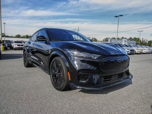 New 2025 Ford Mustang Mach-E GT image 1