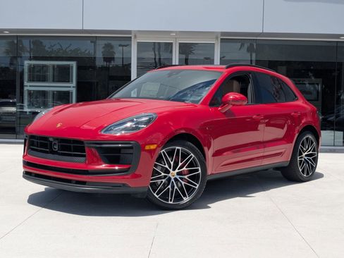 New 2025 Porsche Macan S image 1